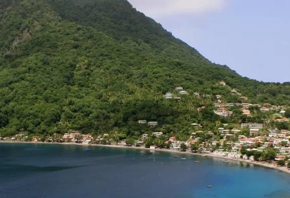 More Dominica Flights on American Airlines, Silver Airways, interCaribbean, Caribbean Air