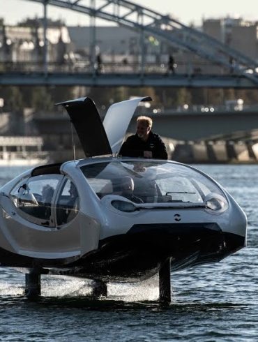 New Taxi-Boats Connect the Louvre and Eiffel Tower